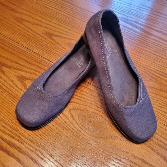 Aerosoles Richmond Women's Gray Fabric Ballet Flat Shoe Size 10. - Picture 1 of 8